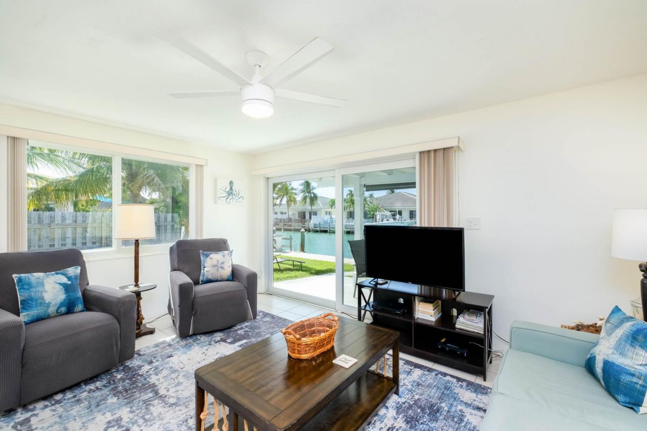 261 - 271 9th Street, Key Colony, FL 33051 Photo
