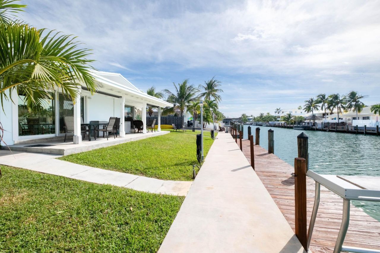 261 - 271 9th Street, Key Colony, FL 33051 Photo