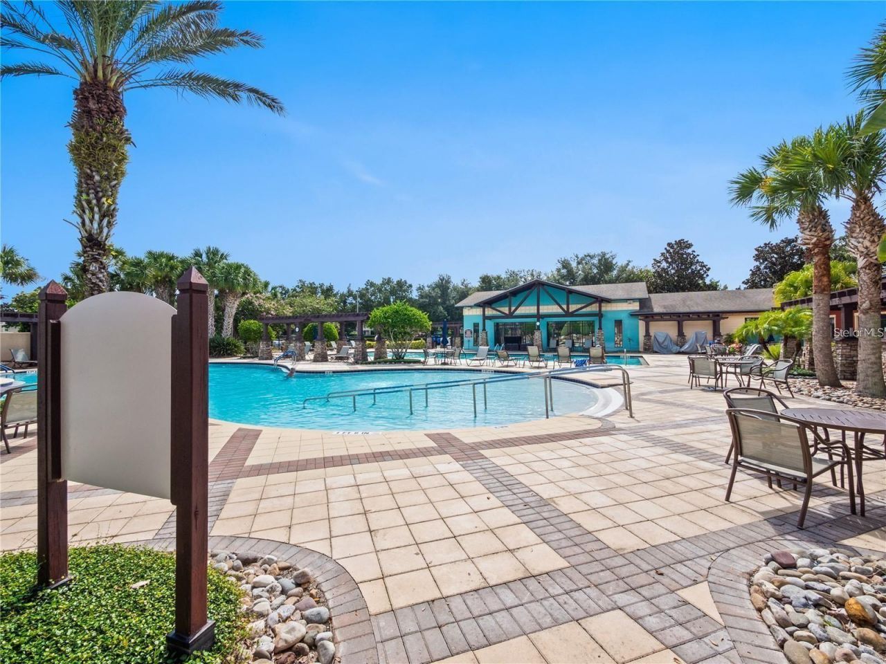 27343 Roanoke Drive, Leesburg, FL 34748 Photo