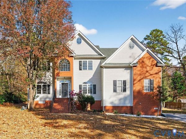 9324 Oak River Drive, South Chesterfield, VA 23803
