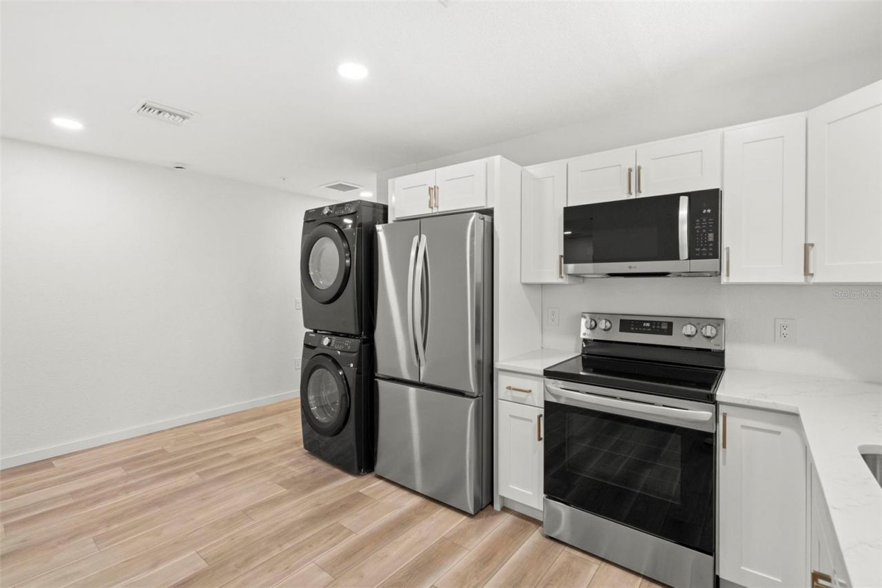 3103 16th Street N, Saint Petersburg, FL 33704 Photo