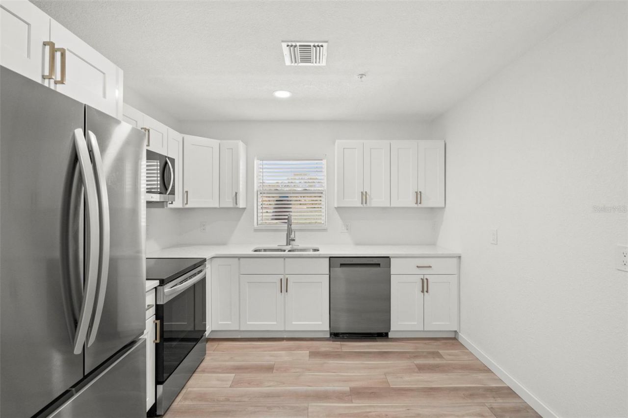 3103 16th Street N, Saint Petersburg, FL 33704 Photo