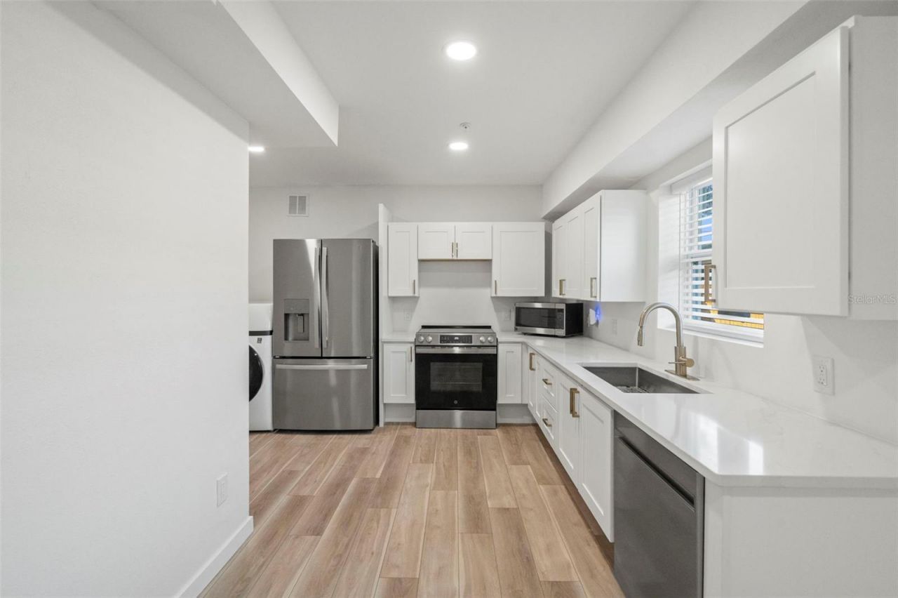 3103 16th Street N, Saint Petersburg, FL 33704 Photo