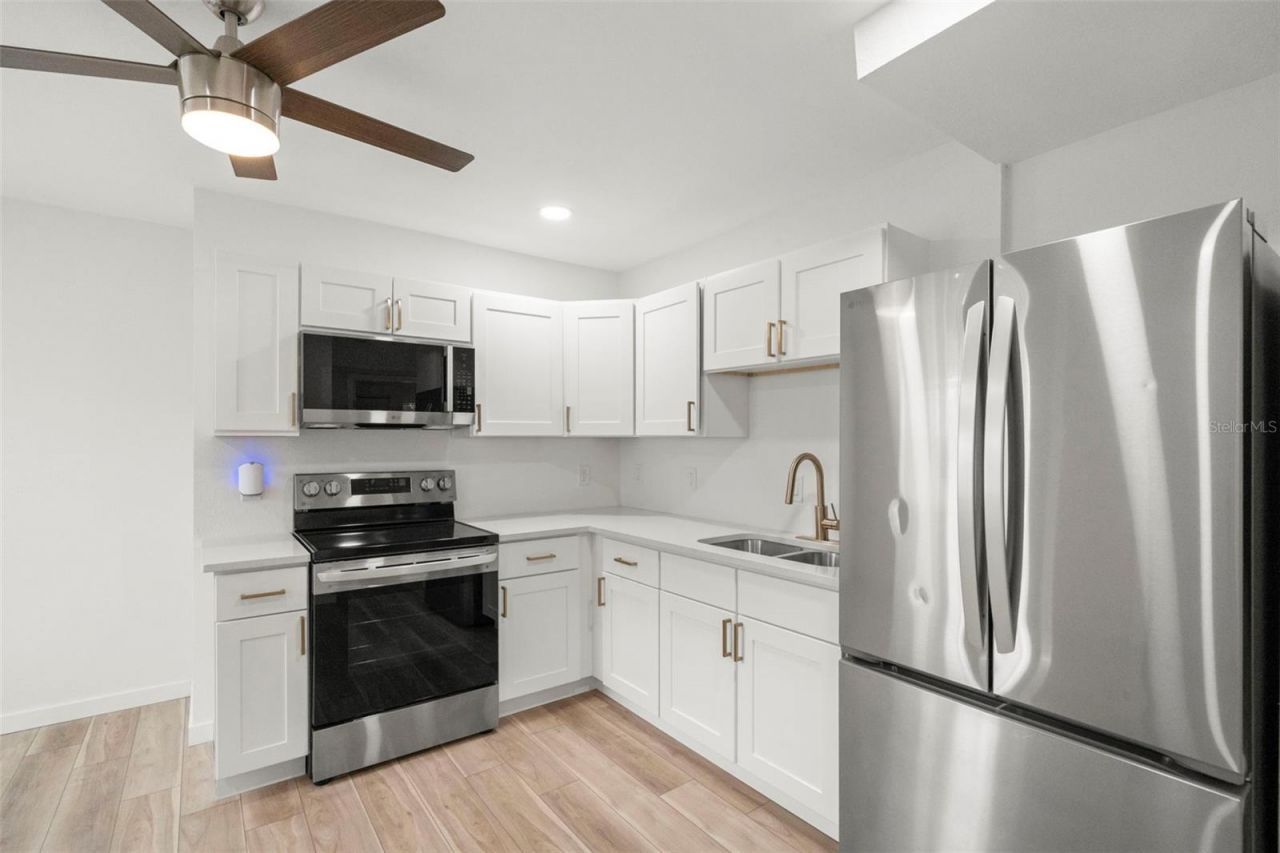 3103 16th Street N, Saint Petersburg, FL 33704 Photo