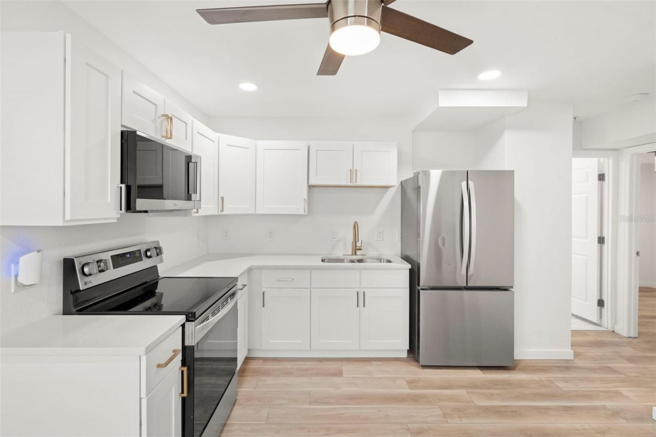 3103 16th Street N, Saint Petersburg, FL 33704 Photo