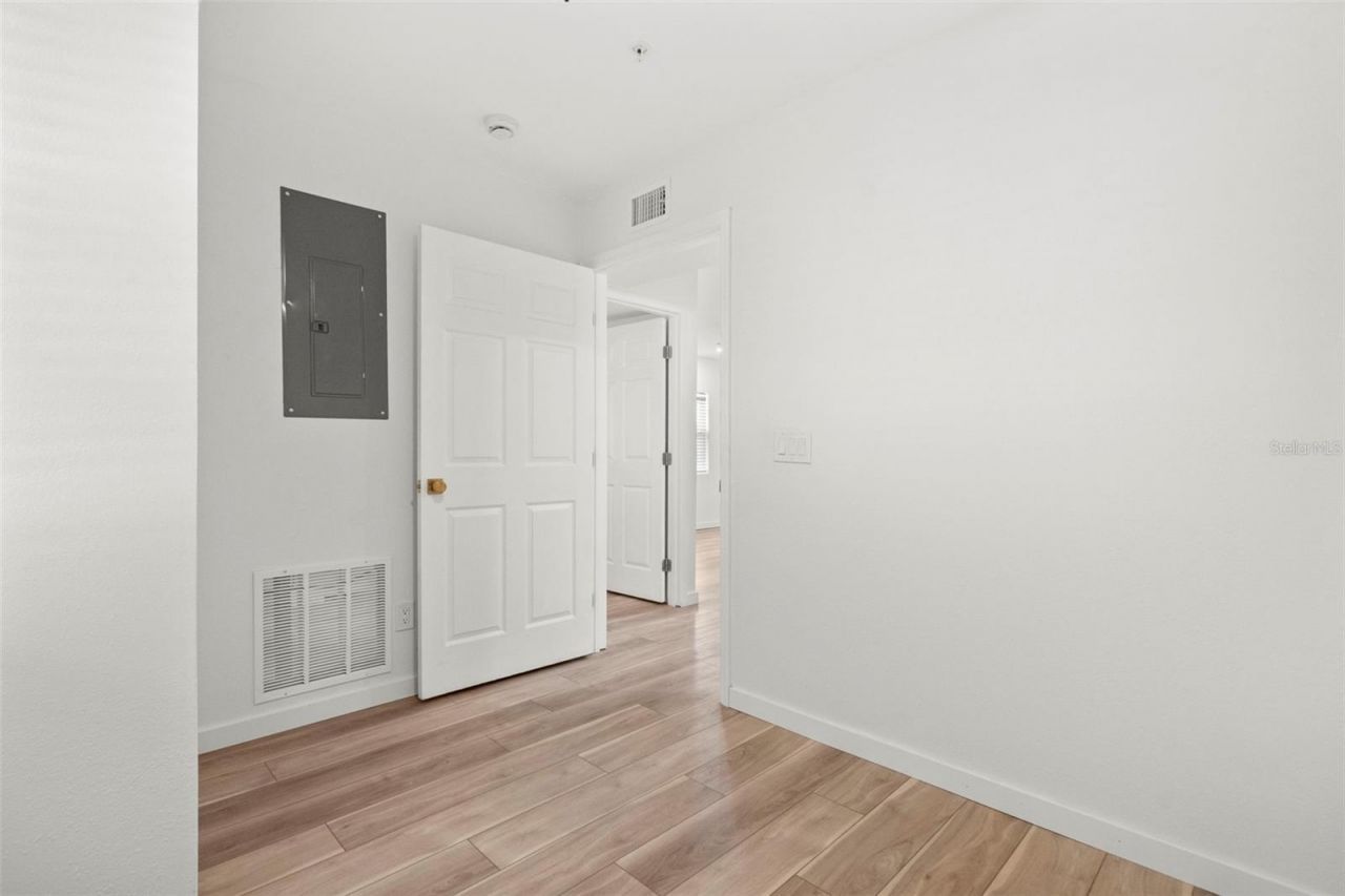 3103 16th Street N, Saint Petersburg, FL 33704 Photo