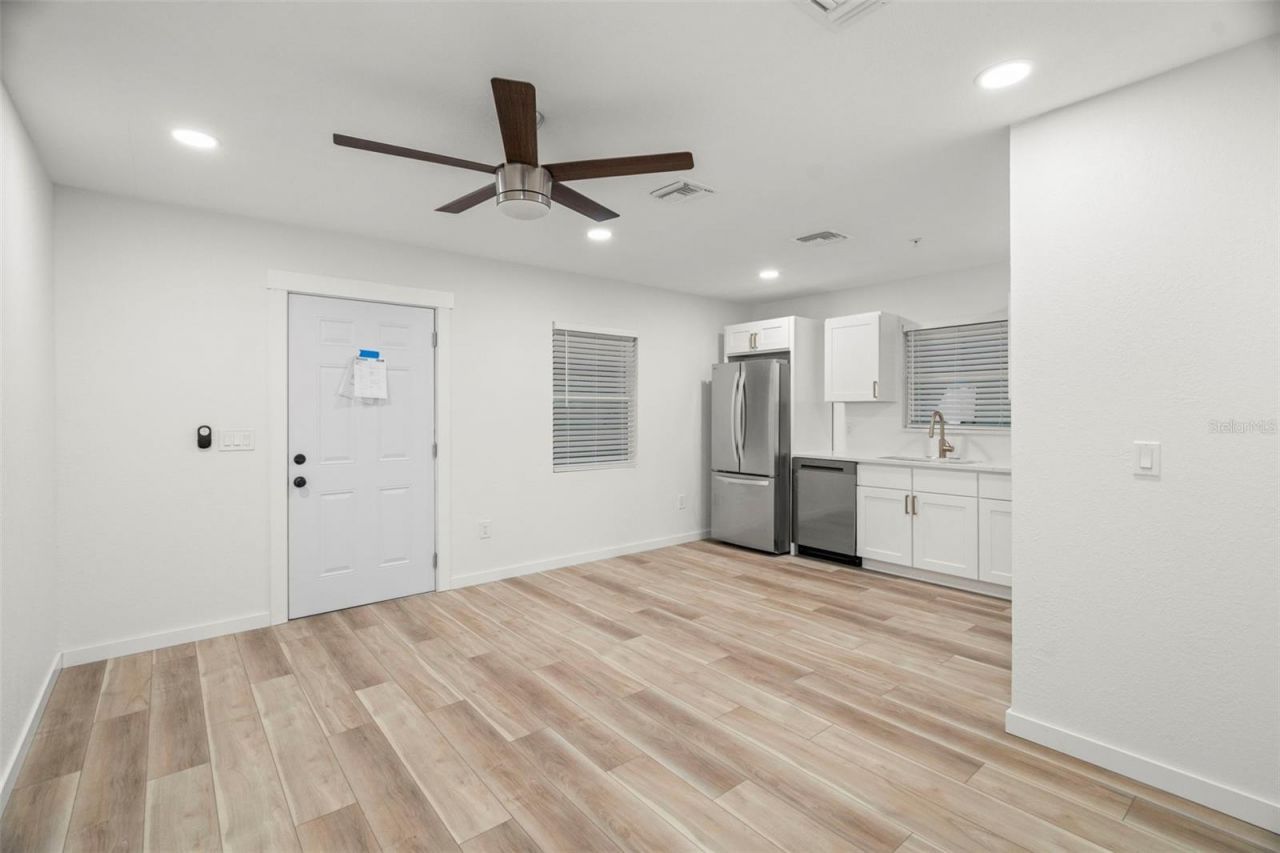 3103 16th Street N, Saint Petersburg, FL 33704 Photo