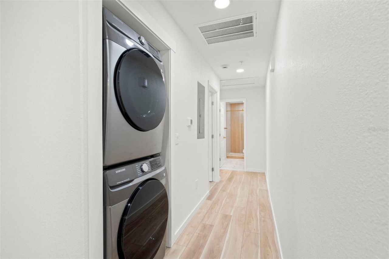 3103 16th Street N, Saint Petersburg, FL 33704 Photo