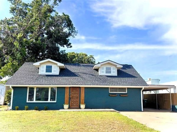 205 E Dogwood Street, Hobart, OK 73651