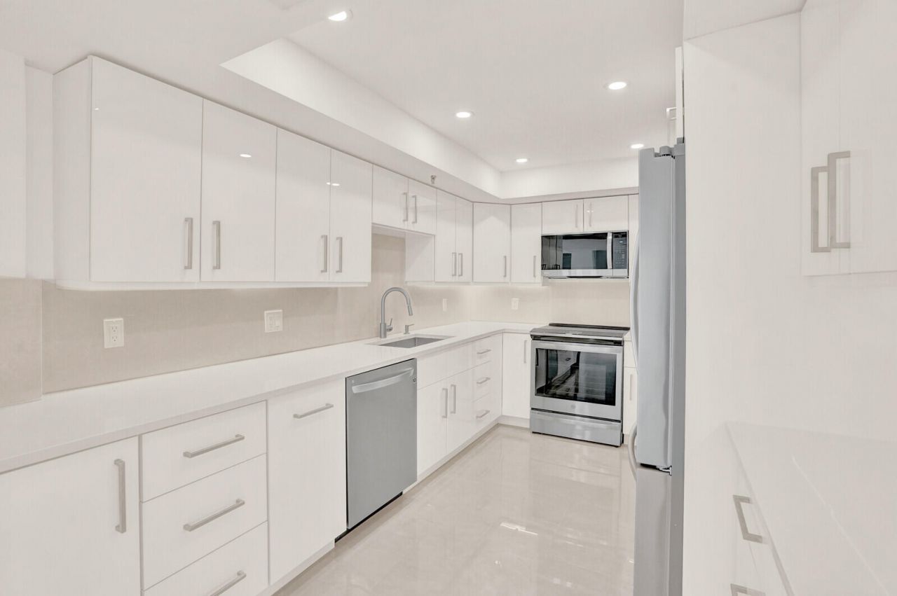 2697 N Ocean Boulevard, Unit F-604, Boca Raton, FL 33431 Photo