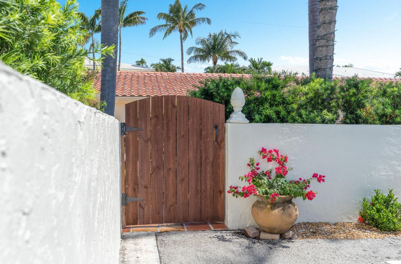 11 Tropical Drive, Unit 4, Ocean Ridge, FL 33435 Photo
