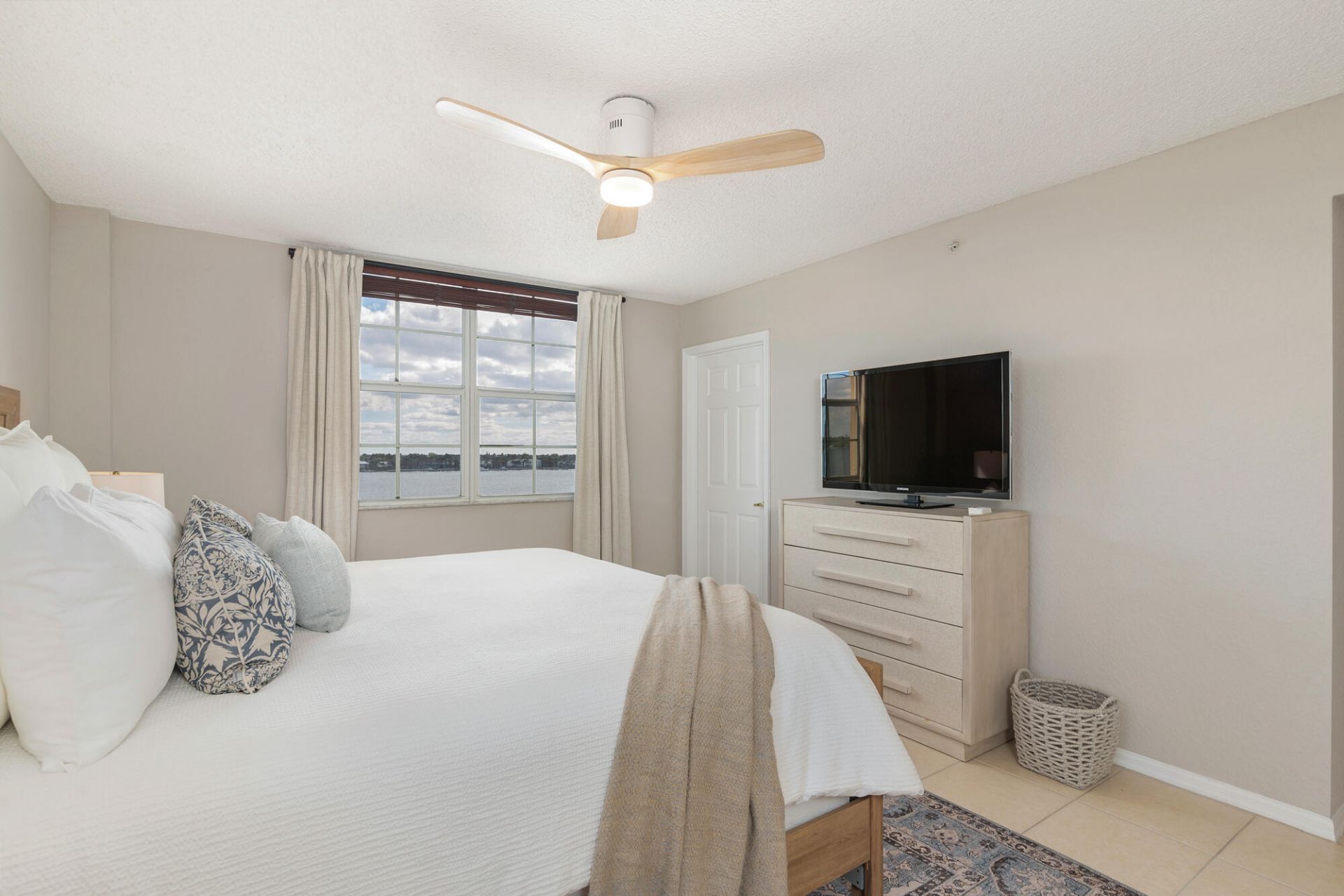 1801 N Flagler Drive, Unit 840, West Palm Beach, FL 33407 Photo