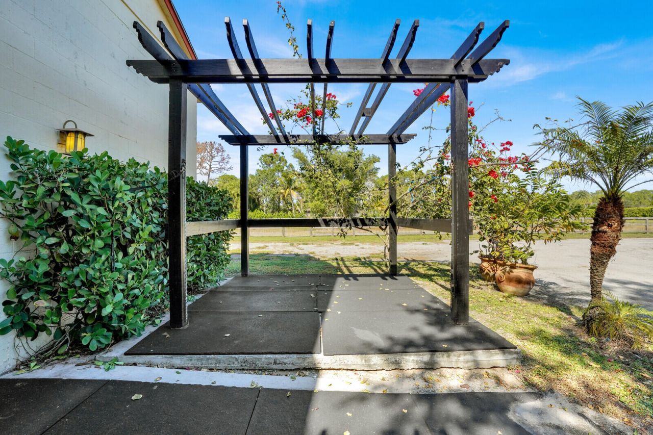 11231 Ira Lane, Lake Worth, FL 33449 Photo