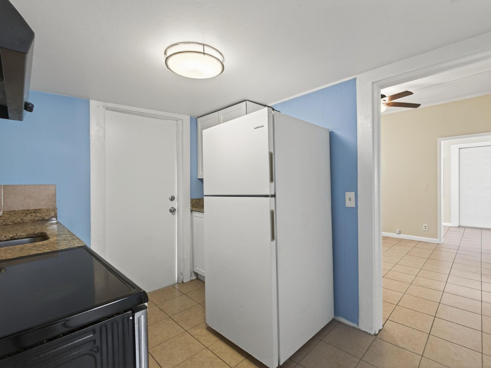 964 W Lakewood Road, West Palm Beach, FL 33405 Photo