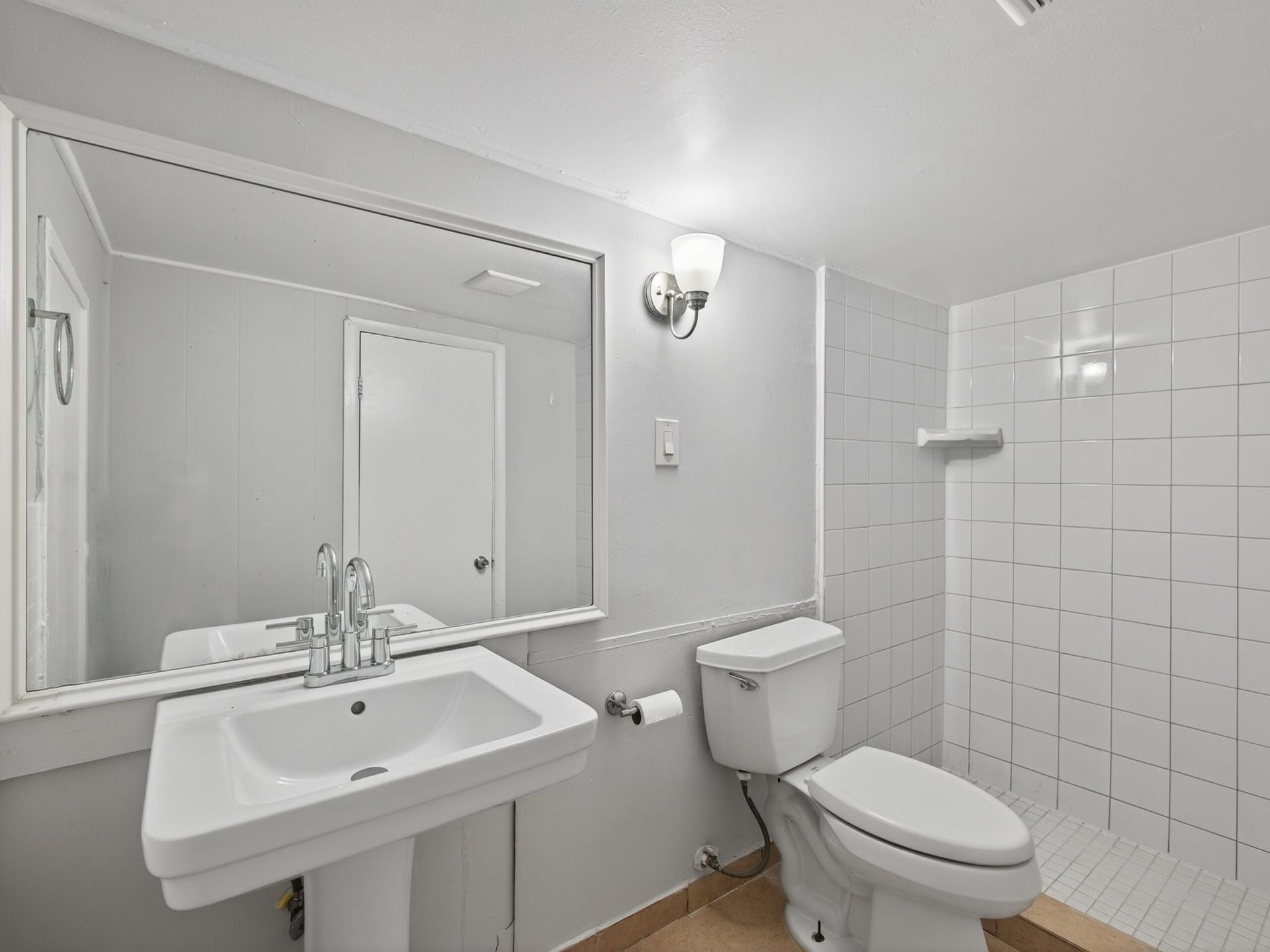 964 W Lakewood Road, West Palm Beach, FL 33405 Photo