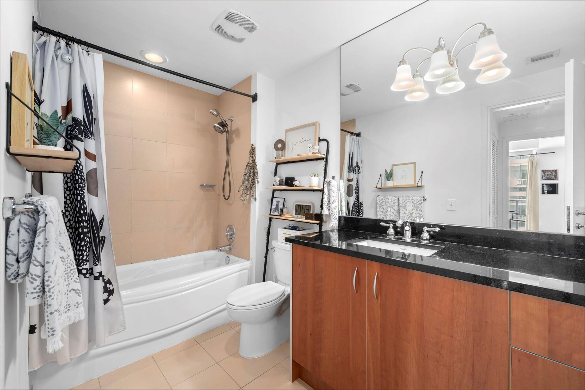 300 S Biscayne Boulevard, Unit T-3604, Miami, FL 33131 Photo