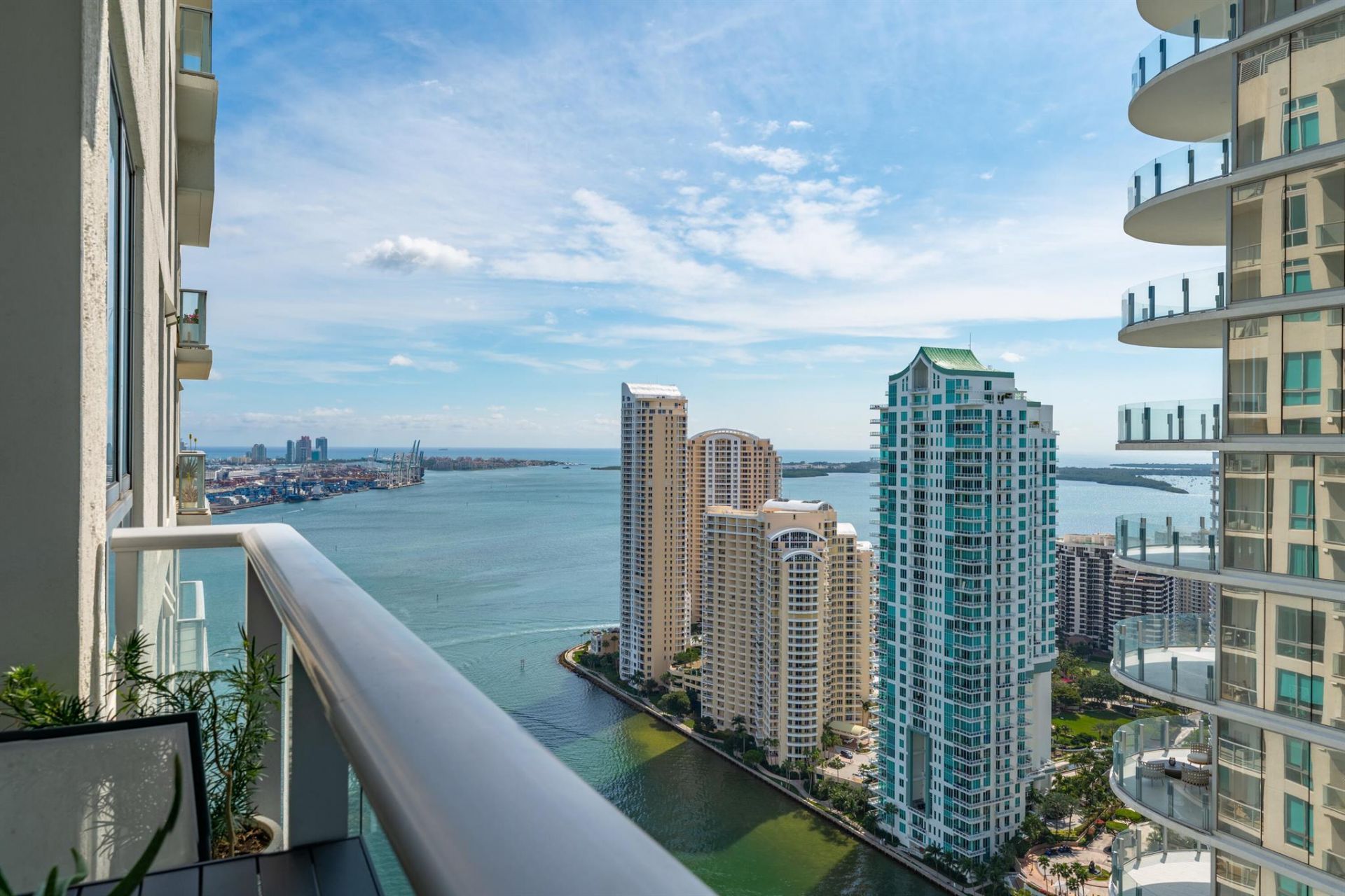 300 S Biscayne Boulevard, Unit T-3604, Miami, FL 33131 Photo