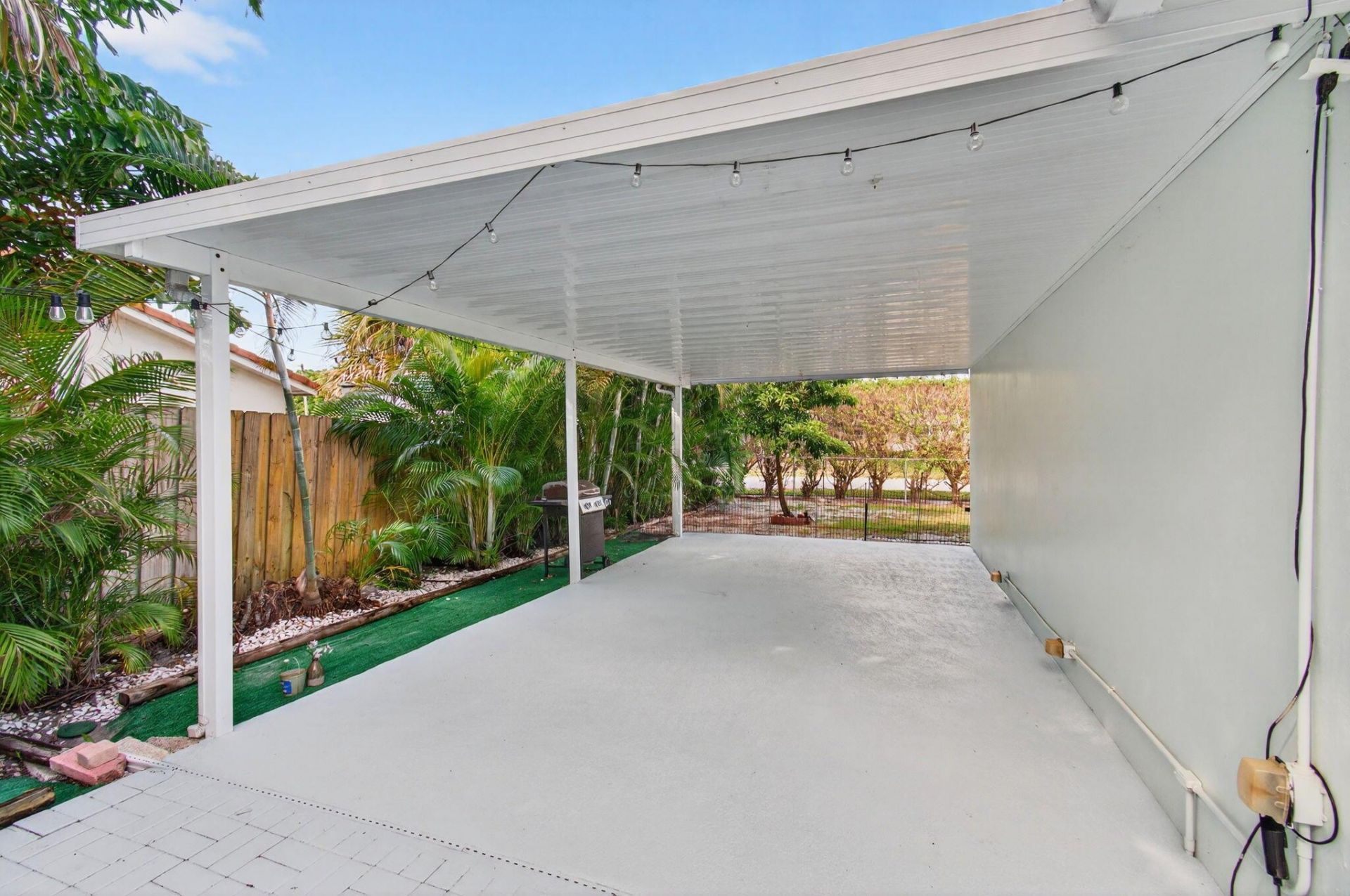 699 NW 16th Avenue, Boca Raton, FL 33486 Photo