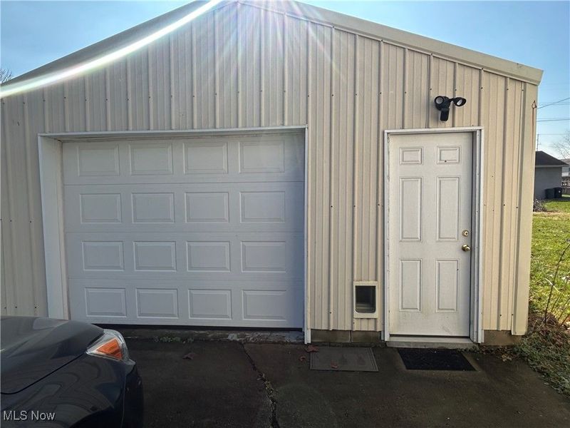 621 Franklin Avenue, Conesville, OH 43811 Photo 3