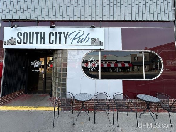 1117 Ludington Street, Escanaba, MI 49829