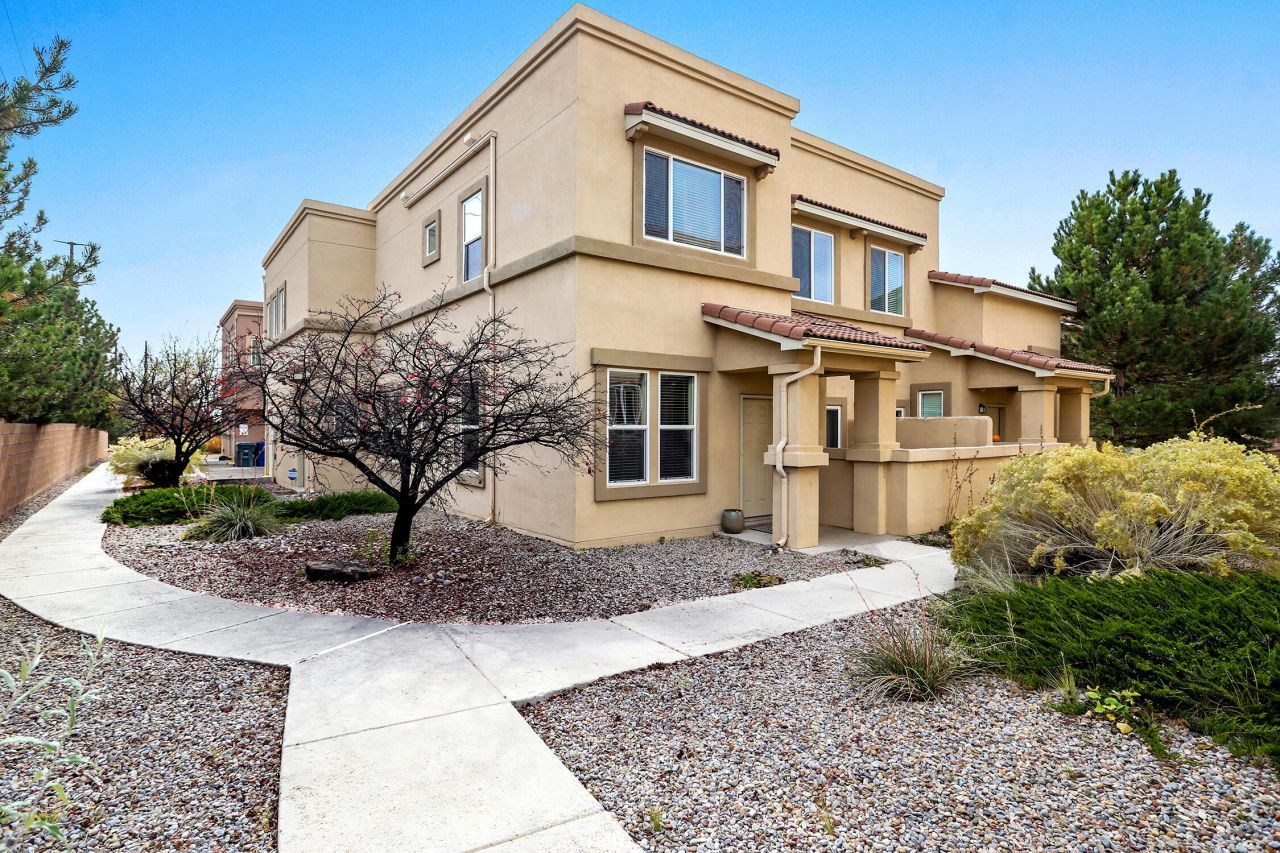 4345 Santo Domingo Street, Unit B, Santa Fe, NM 87507 Main Photo