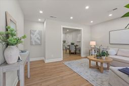 21 Pratt Street photo 4