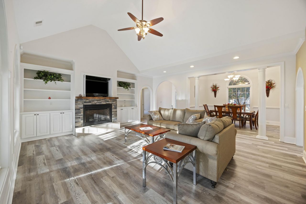 102 Cooper Drive Photo 19