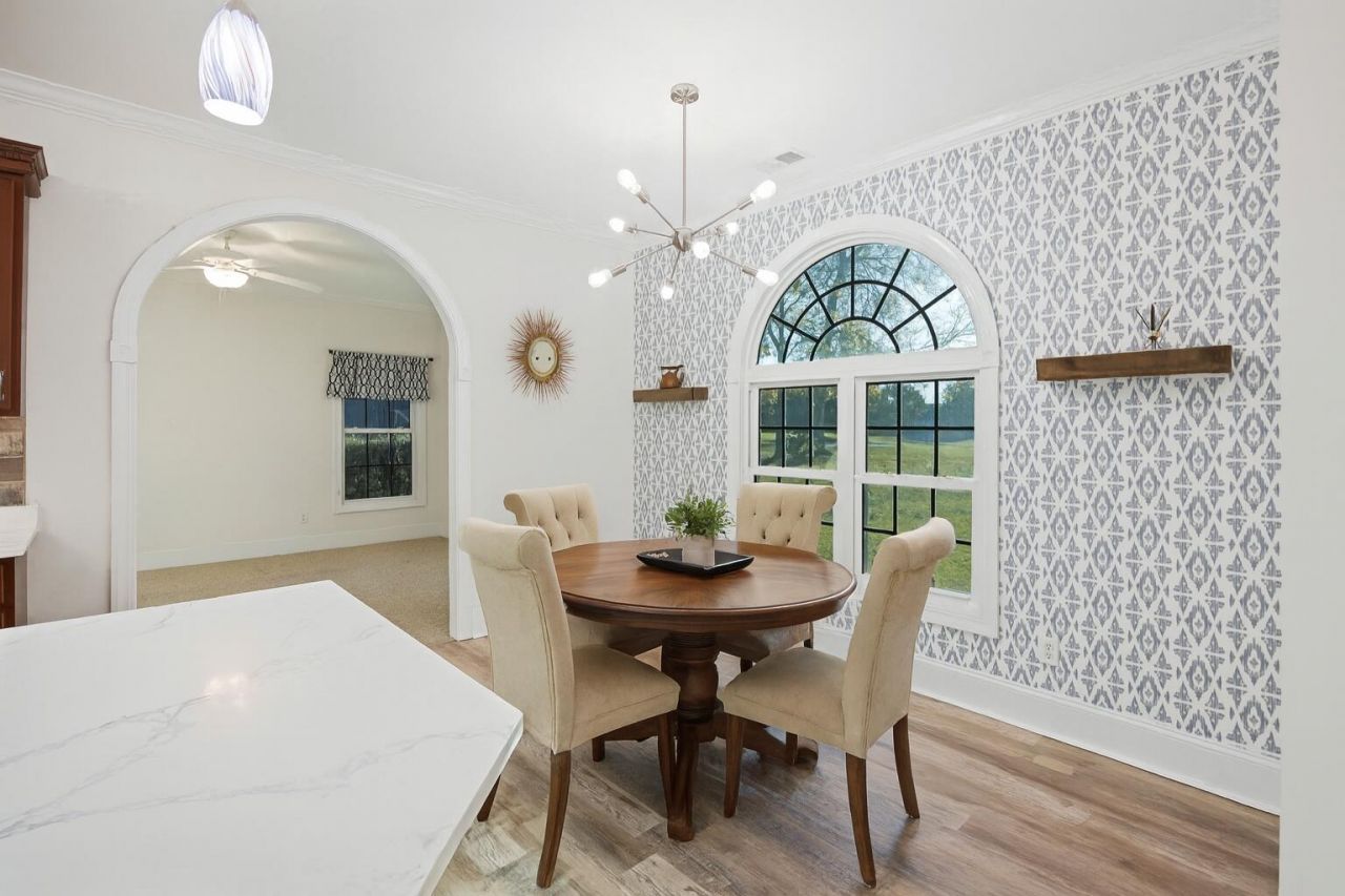 102 Cooper Drive Photo 8