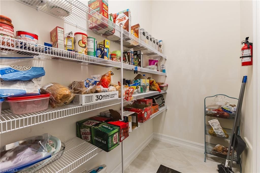 3239 Baravaldo Cir, Cape Coral, FL 33909 Photo