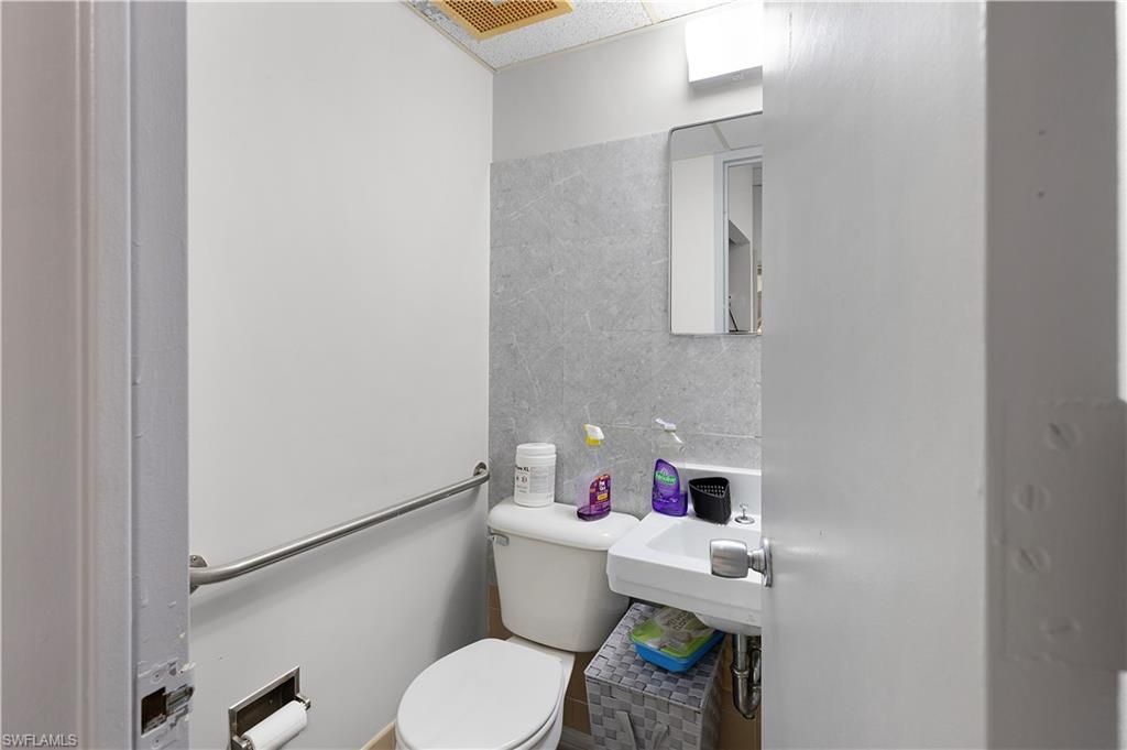 3900 Broadway , Fort Myers, FL 33901 Photo