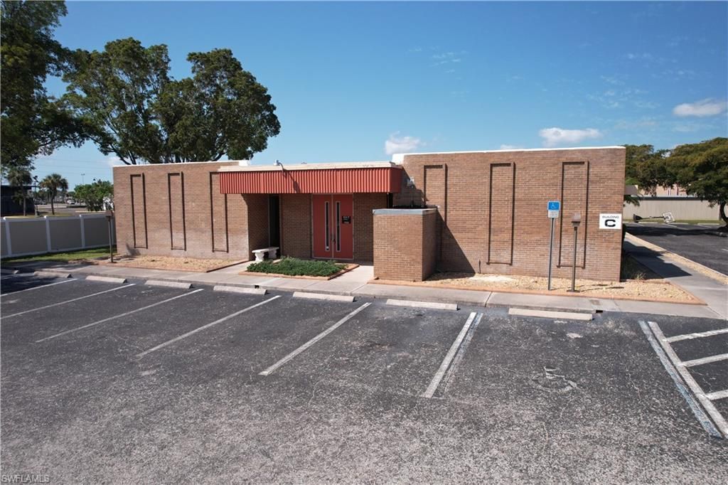 3900 Broadway , Fort Myers, FL 33901 Photo