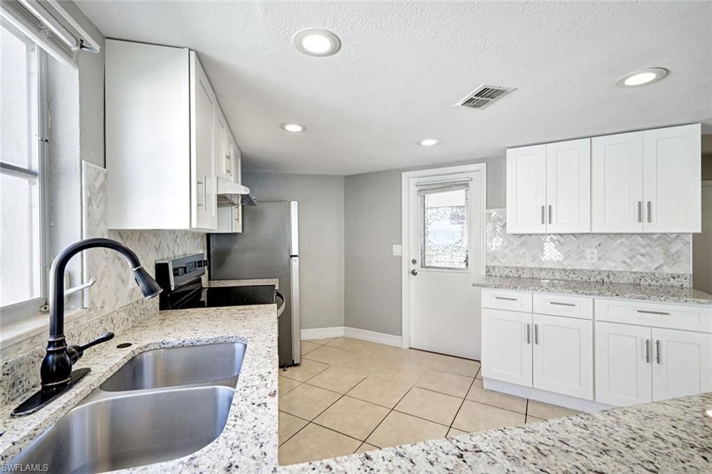 321 Dania St, Lehigh Acres, FL 33936 Photo