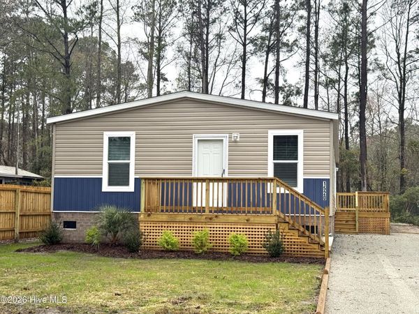 1520 E Northwind Drive SW, Ocean Isle Beach, NC 28469