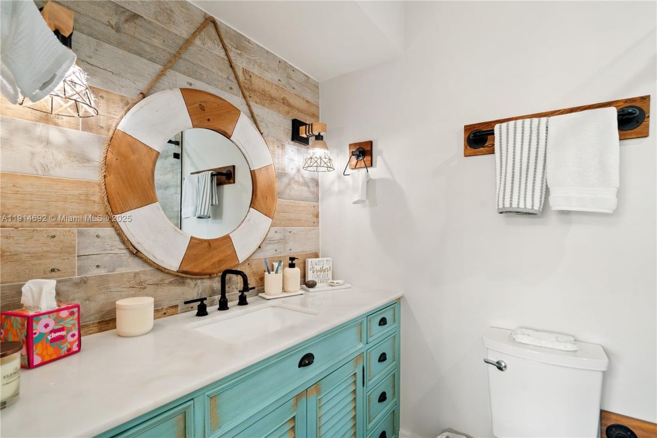 139 Marina Ave, Key Largo, FL 33037 Photo