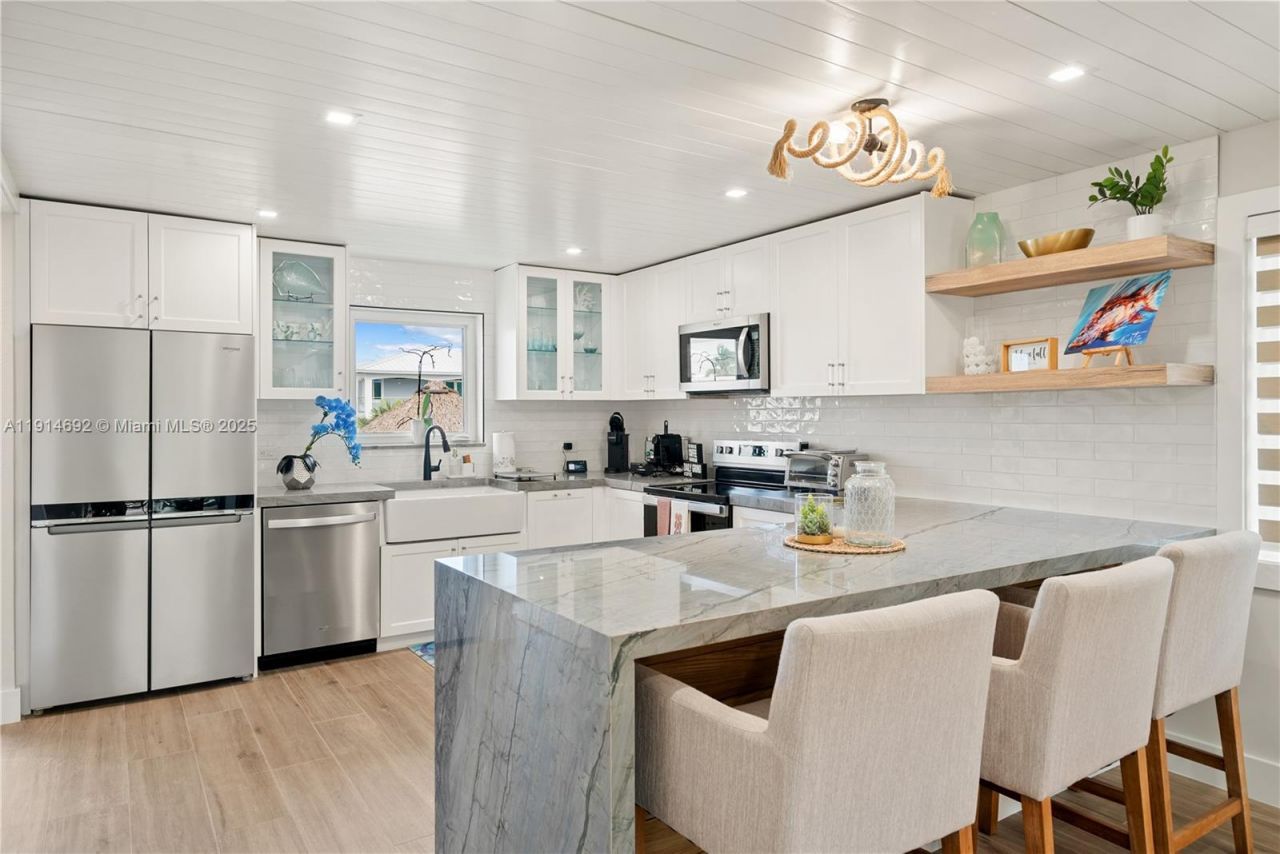 139 Marina Ave, Key Largo, FL 33037 Photo