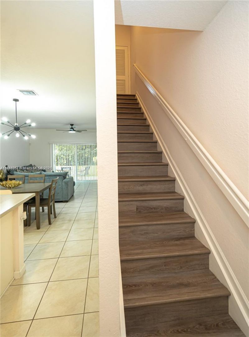 2820 NW 180th St, Miami Gardens, FL 33056 Photo