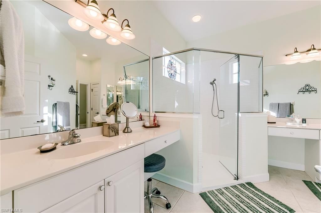 8920 Crown Colony Blvd, Fort Myers, FL 33908 Photo
