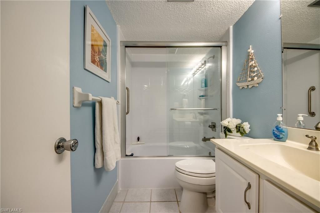 7001 New Post Dr, Unit 4, North Fort Myers, FL 33917 Photo