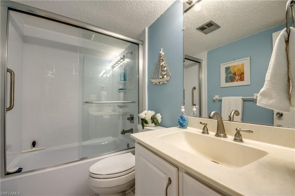 7001 New Post Dr, Unit 4, North Fort Myers, FL 33917 Photo