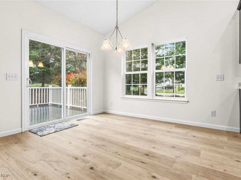 7606 Knollridge Avenue NE, Canton, OH 44721 Photo 14