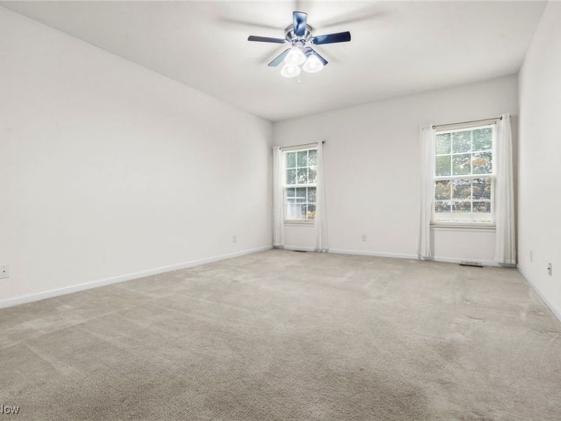 7606 Knollridge Avenue NE, Canton, OH 44721 Photo 19