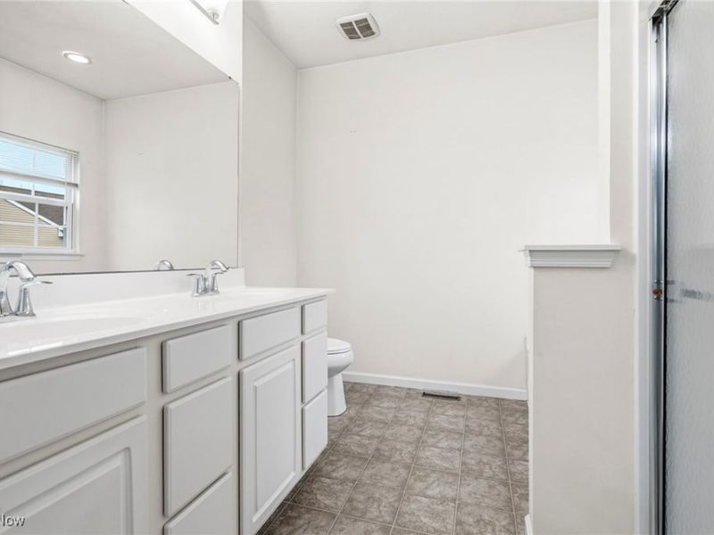 7606 Knollridge Avenue NE, Canton, OH 44721 Photo 21