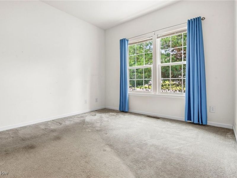 7606 Knollridge Avenue NE, Canton, OH 44721 Photo 24