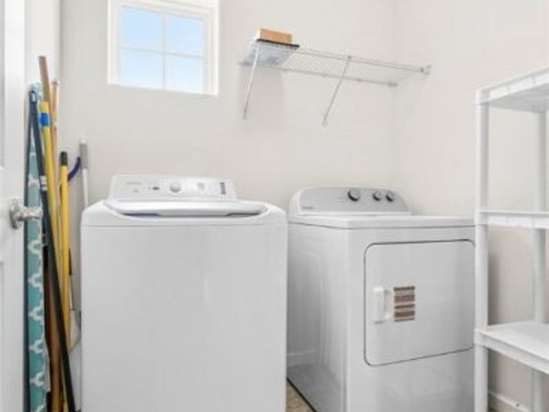 7606 Knollridge Avenue NE, Canton, OH 44721 Photo 27