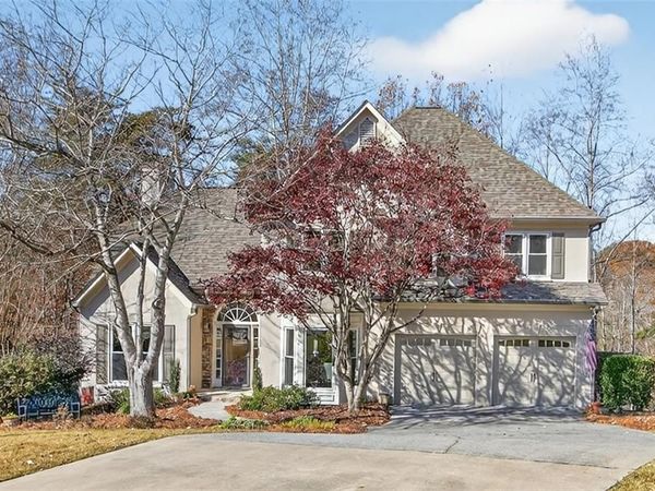 5060 Brent Knoll Lane, Suwanee, GA 30024