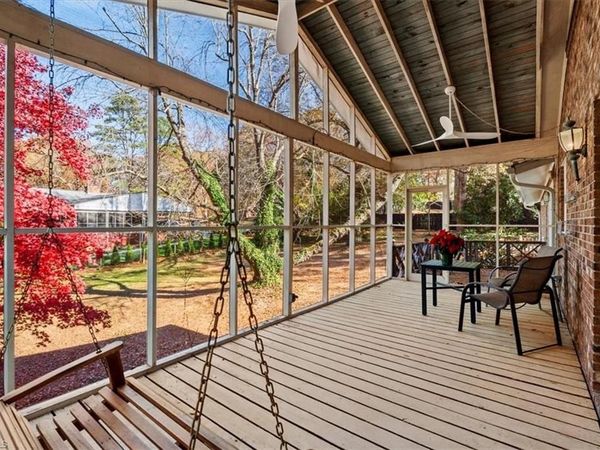 104 Bellwood Court, Jamestown, NC 27282