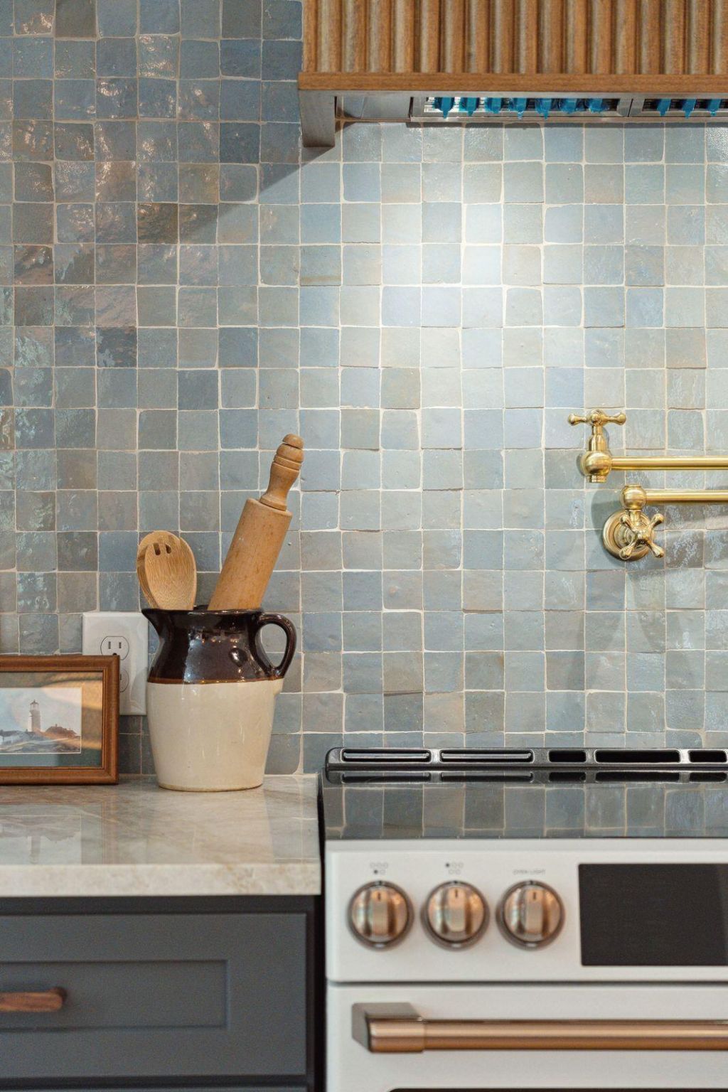 1012 E Erie Avenue Photo 12