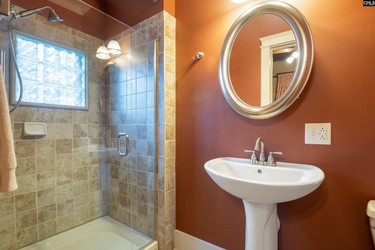 334 Sumter Street Se Photo 30