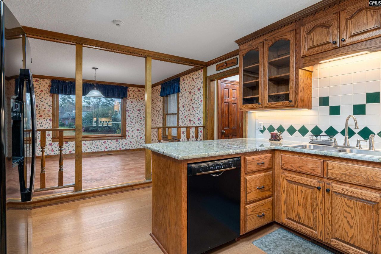 109 Kerryton Road Photo 12