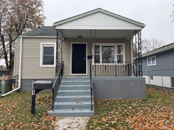 7401 S Mccook Avenue, Hammond, IN 46323